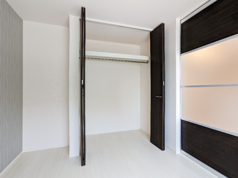 収納　図面と現状に相違がある場合には現状を優先