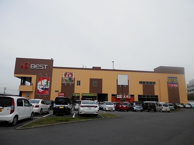 ショッピングセンター　クロスモール（ショッピングセンター）まで750m