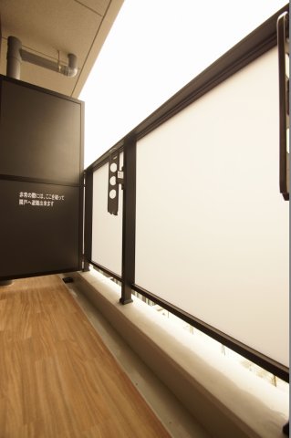 バルコニー　バルコニー