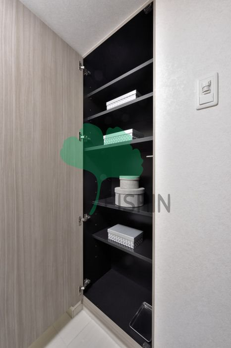 玄関　下駄箱もしっかりついてます！