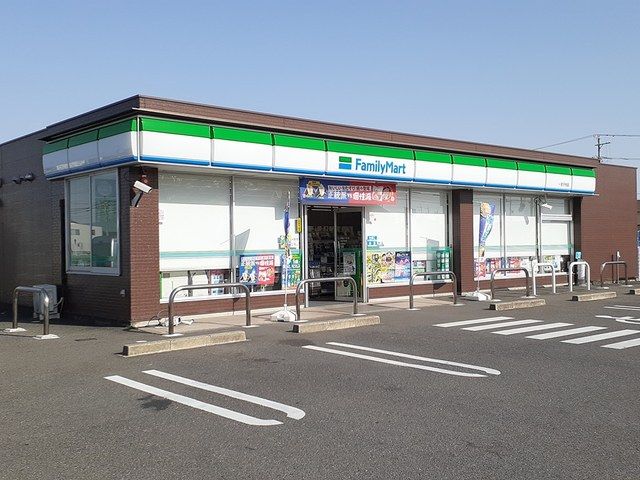 コンビニ　ファミリーマート　千秋店（コンビニ）まで650m