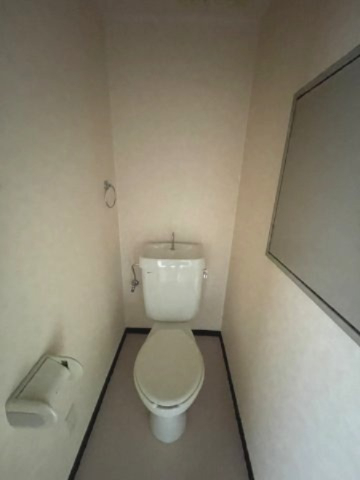 トイレ　※同物件、別部屋の写真です。 参考としてご覧ください。