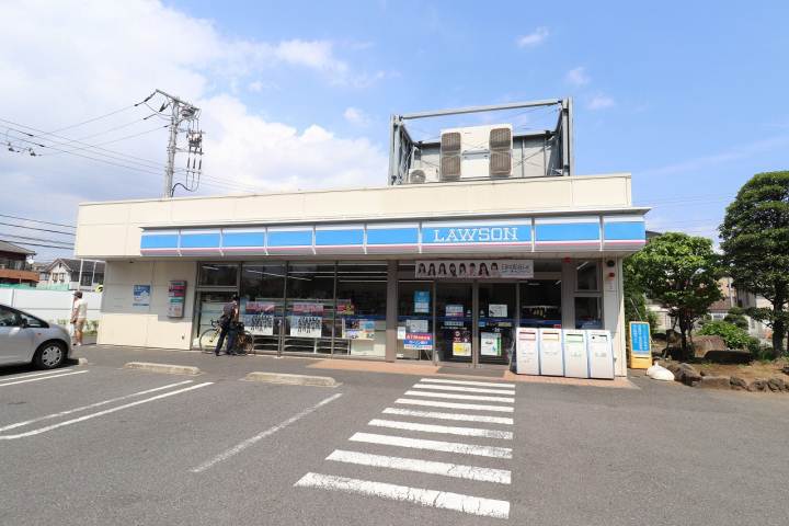 コンビニ　ローソン（コンビニ）まで538m