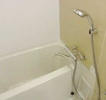 バス・シャワールーム　☆ゆっくりバスタイムをお楽しみください☆