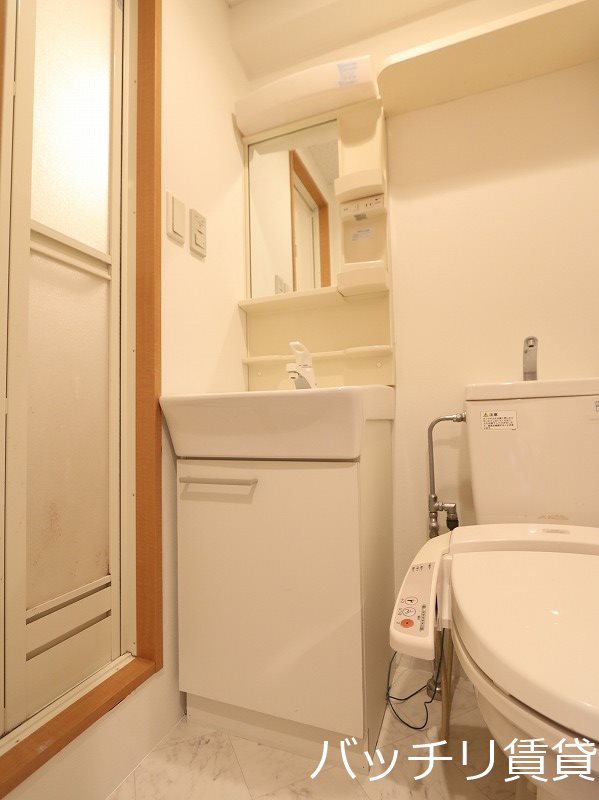 洗面設備　写真は同シリーズタイプの為、現状優先になります。