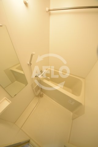 バス・シャワールーム　サムティ大阪GRAND EAST　浴室