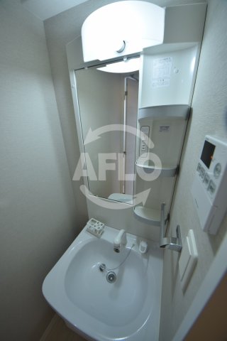 洗面設備　サムティ大阪GRAND EAST　独立洗面台