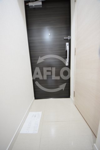 玄関　サムティ大阪GRAND EAST　玄関