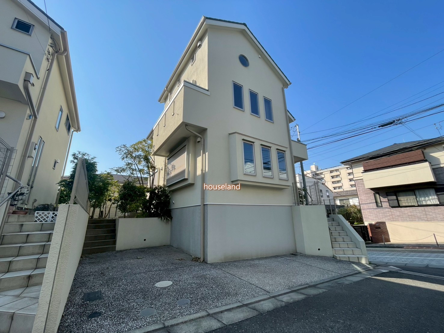 建物外観　記載の電話番号でリアルタイムな空室状況をお伝えいたします