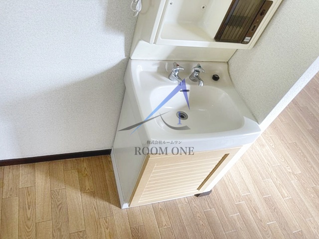 洗面設備　洗面台です。