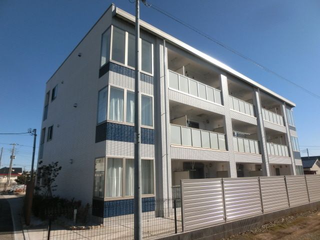 建物外観　インターネット無料の物件です。