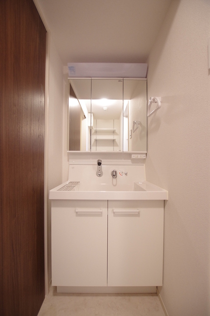 洗面設備　洗髪洗面化粧台