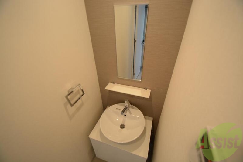 洗面設備　独立洗面台です