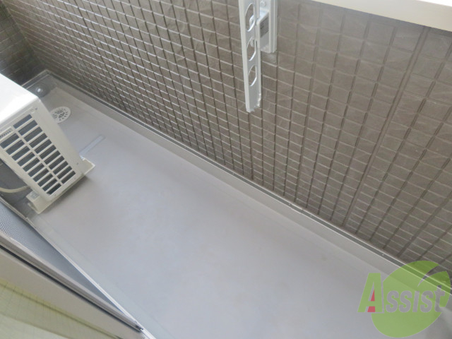 バルコニー　バルコニーが付いて晴れた日は洗濯物が干せますね