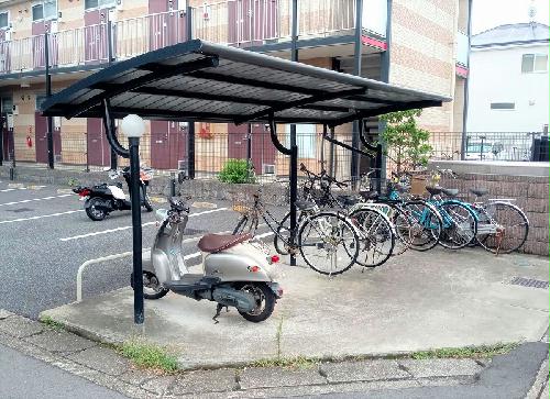 その他共有部分　屋根付き駐輪場完備