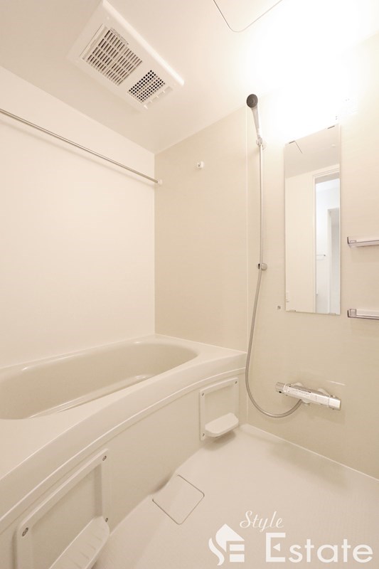 バス・シャワールーム　バスルーム