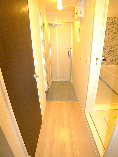 玄関　高級感ある玄関ホール