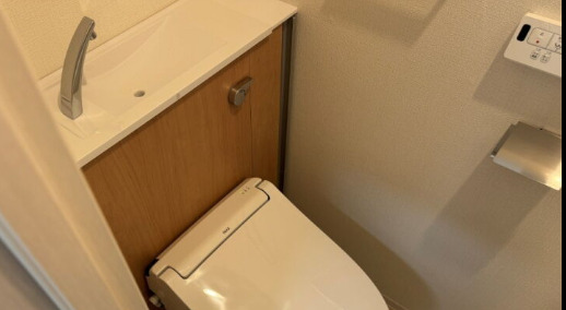 トイレ　※別部屋の参考写真です。