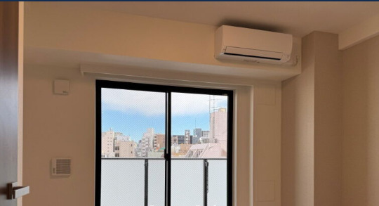 居室・リビング　※別部屋の参考写真です。
