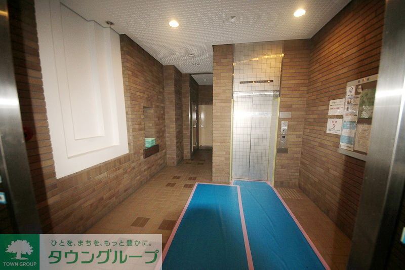 エントランス　エントランス