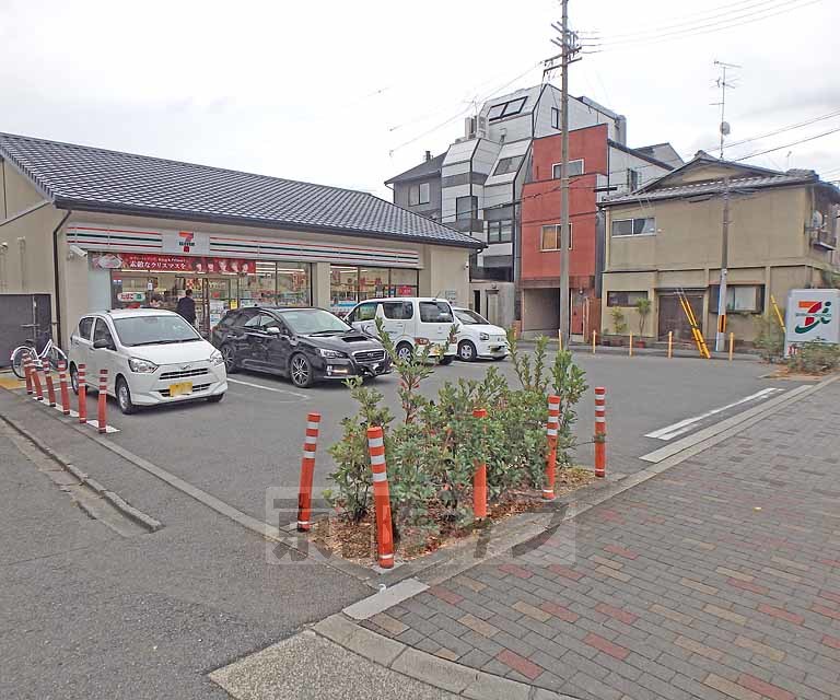 コンビニ　セブンイレブン 京都下鴨膳部町店（コンビニ）まで279m