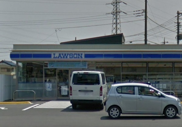 コンビニ　ローソン八潮一丁目店（コンビニ）まで796m