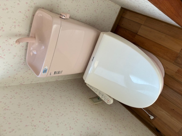 国分寺町戸建てのトイレ写真
