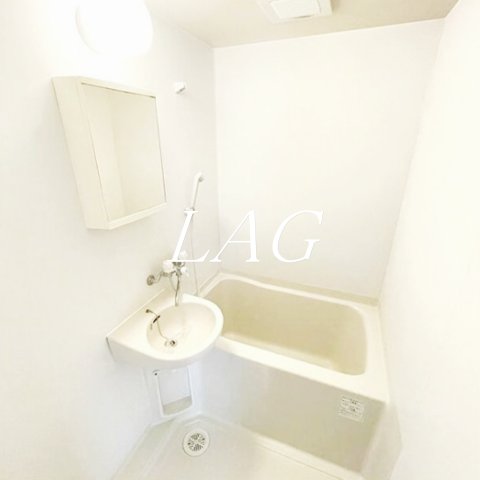 バス・シャワールーム　お風呂です。