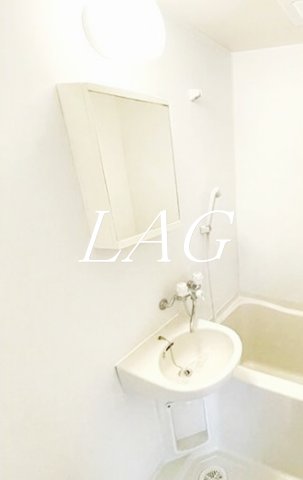 洗面設備　洗面台です。