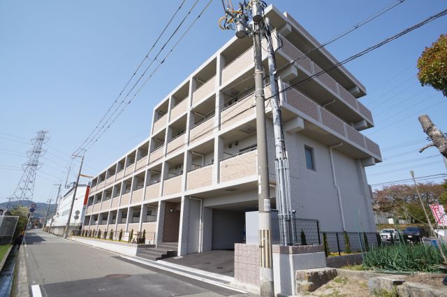 建物外観　綺麗な外観