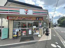 コンビニ　セブンイレブン京都壬生辻町店（コンビニ）まで75m