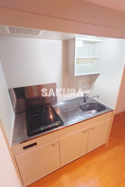 キッチン　広々使える快適な調理スペースです♪