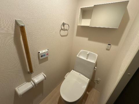 トイレ　シャワー付トイレ