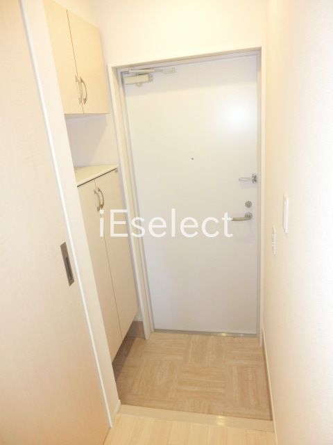 玄関　シューズBOX付きの玄関。