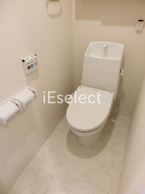 トイレ　ウォシュレット付きで快適ですね