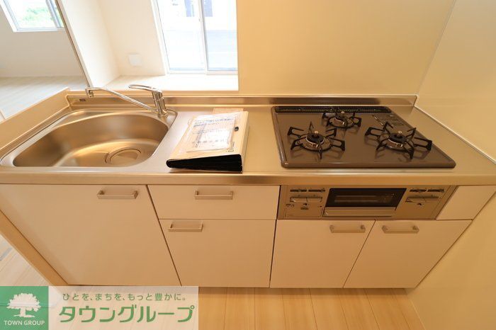 キッチン　お問合せはタウンハウジングまで！※現地待合わせ相談可能