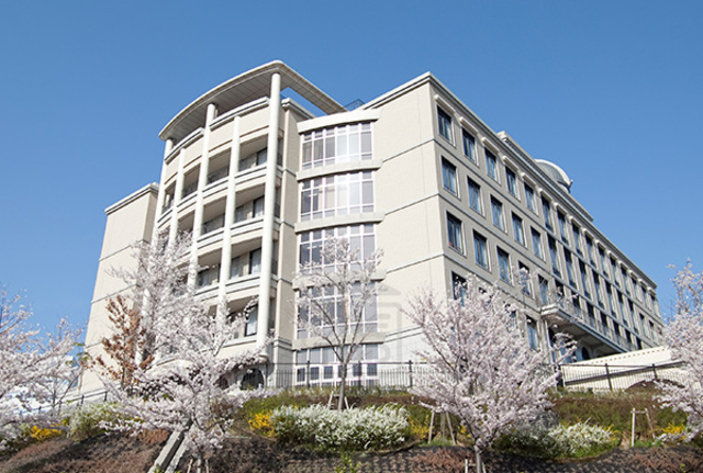 病院　友紘会総合病院（病院）まで1084m