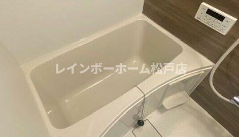 バス・シャワールーム　お風呂です