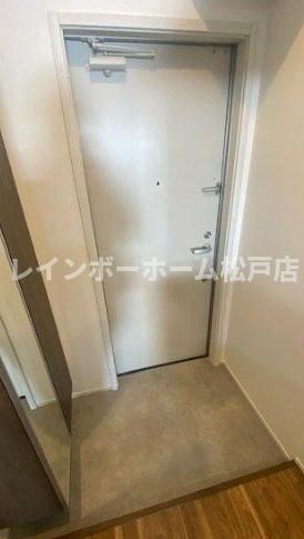 玄関　シンプルで使いやすい玄関です