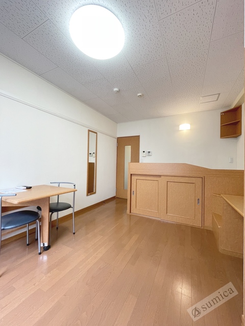 その他設備　折りたたみができるテーブルは使い勝手良いです。