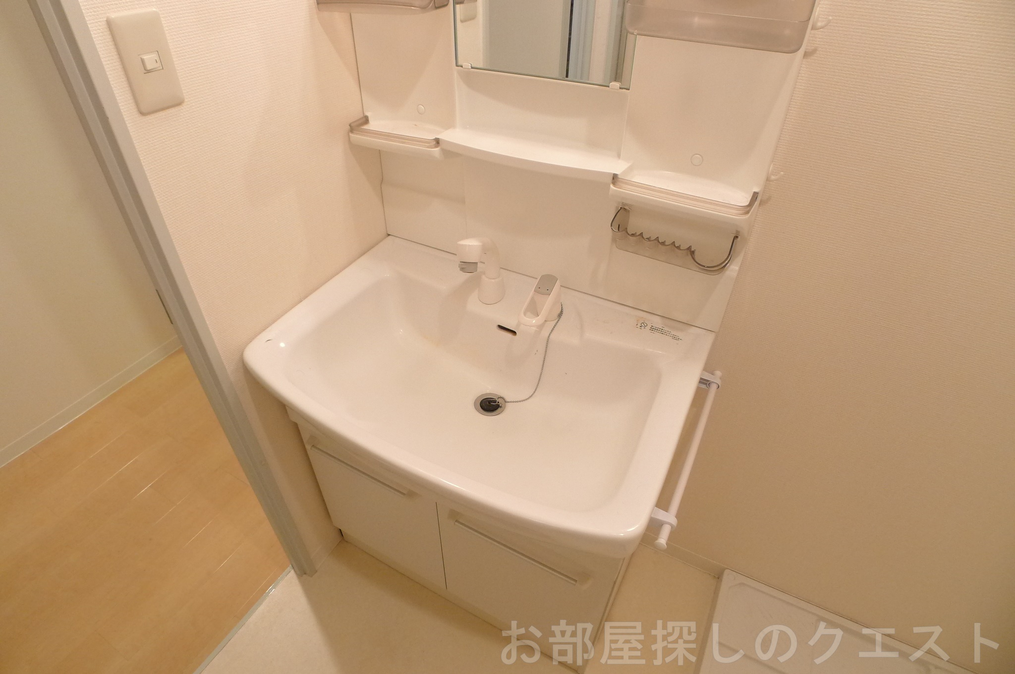 洗面設備　（写真は同物件イメージ）