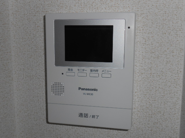 セキュリティ　カラーＴＶモニター付インターホン完備