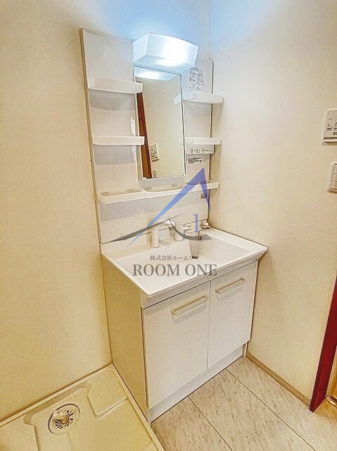 洗面設備　洗面台です。