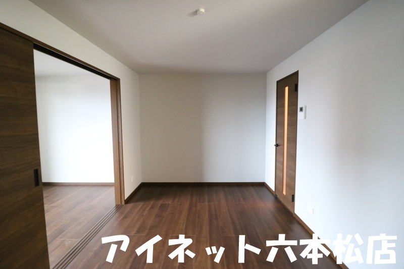居室・リビング　広々リビング。