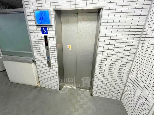 ロビー
