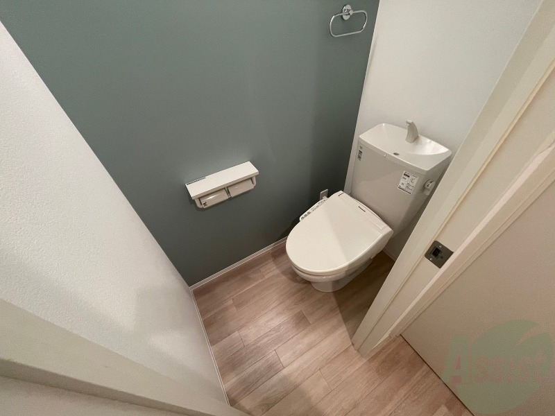 トイレ　トイレです。ウォシュレット付を探している方、おすすめです。