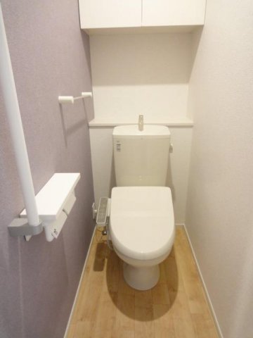 トイレ　ゆったりとした空間のトイレです