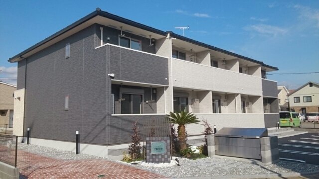 建物外観　「プラウド」の外観です