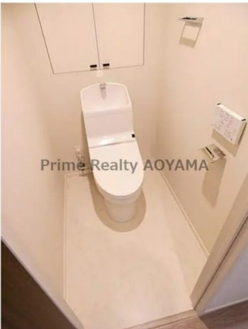 トイレ　※別部屋の参考写真です。