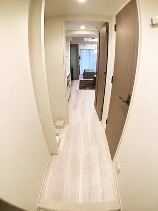 玄関　※別部屋の参考写真です。